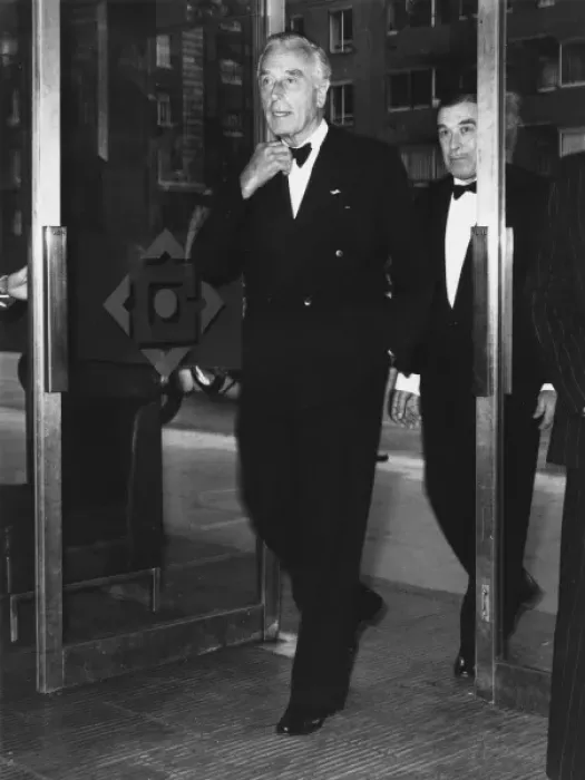 Framed Print : Lord Louis Mountbatten Framed Print : Lord Louis Mountbatten