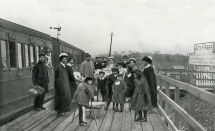 Framed Print : Lord Mayor Treloar Cripples Home, Alton - LSWR Station Framed Print : Lord Mayor Treloar Cripples Home, Alton - LSWR Station