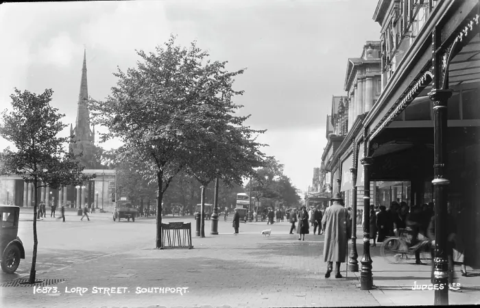 Framed Print : Lord Street, Southport Framed Print : Lord Street, Southport
