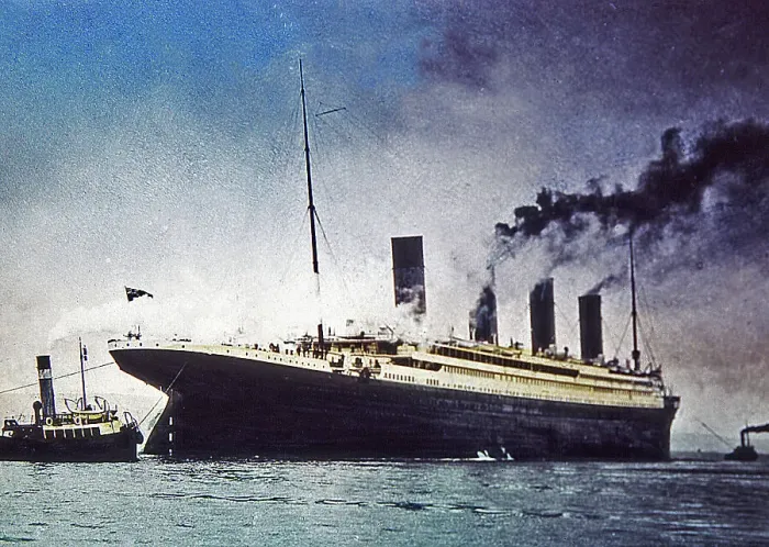 Framed Print : The Loss of the Titanic Magic Lantern Slide 1912 Framed Print : The Loss of the Titanic Magic Lantern Slide 1912