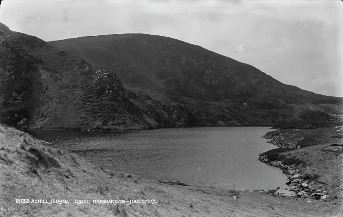 Framed Print : Lough Nakeeroge, Achill Island Framed Print : Lough Nakeeroge, Achill Island