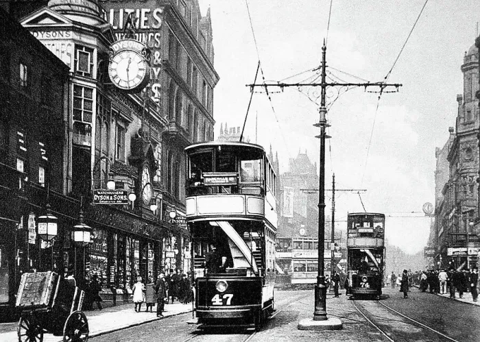 Framed Print : Lower Briggate, Leeds early 1900s Framed Print : Lower Briggate, Leeds early 1900s