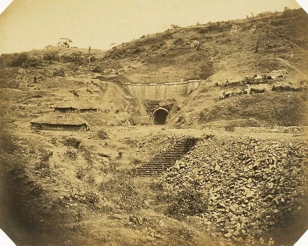 Lower entrance to Tunnel no 25