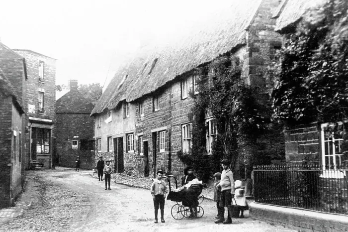 Framed Print : Lower Heyford early 1900s Framed Print : Lower Heyford early 1900s