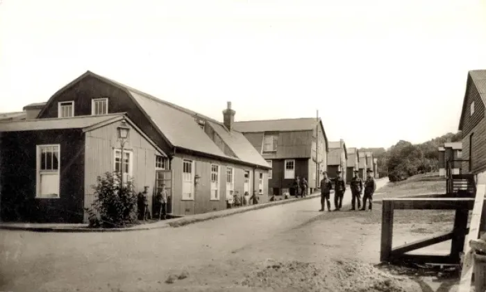 Framed Print : Lower Southern Hospital, Gore farm, Dartford, Kent Framed Print : Lower Southern Hospital, Gore farm, Dartford, Kent