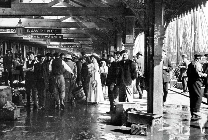 Framed Print : Lowestoft Fish Market early 1900s Framed Print : Lowestoft Fish Market early 1900s