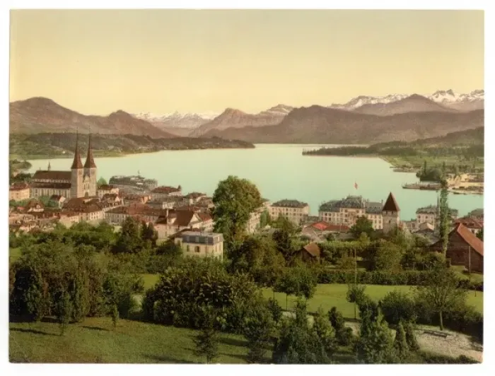 Framed Print : Lucerne, Lake Lucerne, Switzerland Framed Print : Lucerne, Lake Lucerne, Switzerland