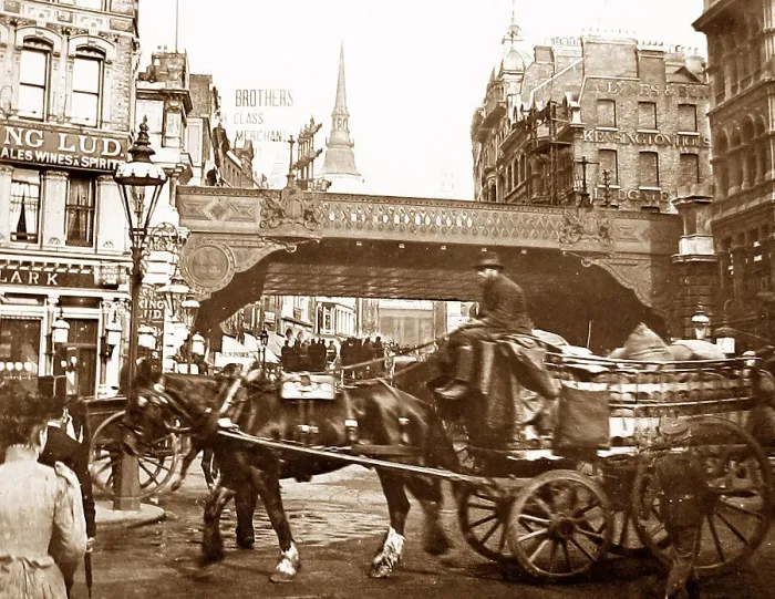 Framed Print : Ludgate Circus, London Framed Print : Ludgate Circus, London