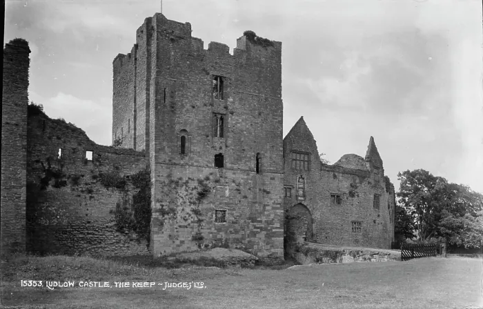 Framed Print : Ludlow Castle - The Keep