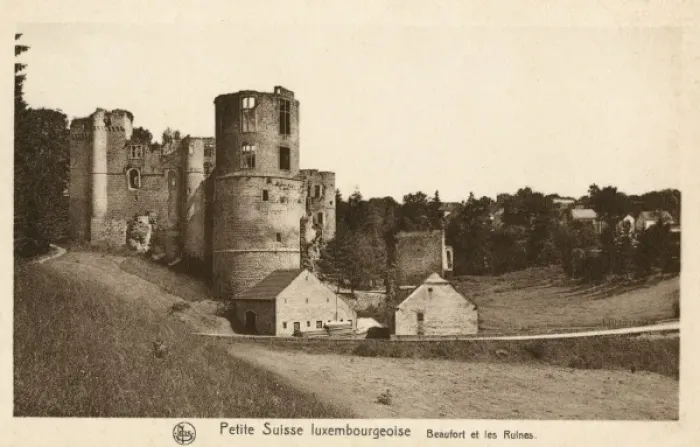 Framed Print : Luxembourg - Petite Suisse - Beaufort Castle Framed Print : Luxembourg - Petite Suisse - Beaufort Castle