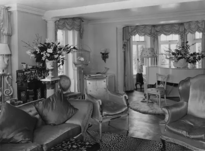 Framed Print : Luxurious Living Room Framed Print : Luxurious Living Room