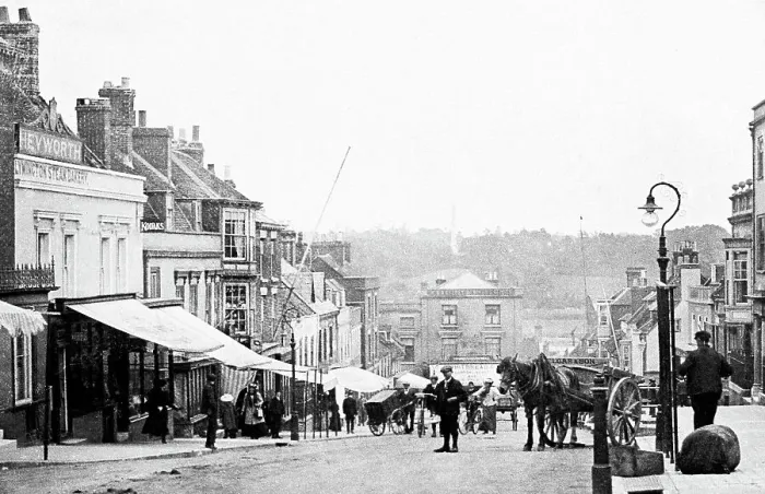 Framed Print : Lymington High Street early 1900s Framed Print : Lymington High Street early 1900s