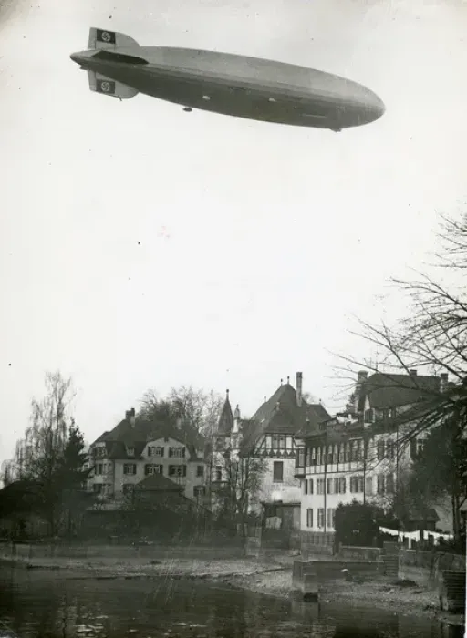 Framed Print : The LZ129 Hindenburg over Lake Constance on 4 March 1936? Framed Print : The LZ129 Hindenburg over Lake Constance on 4 March 1936?