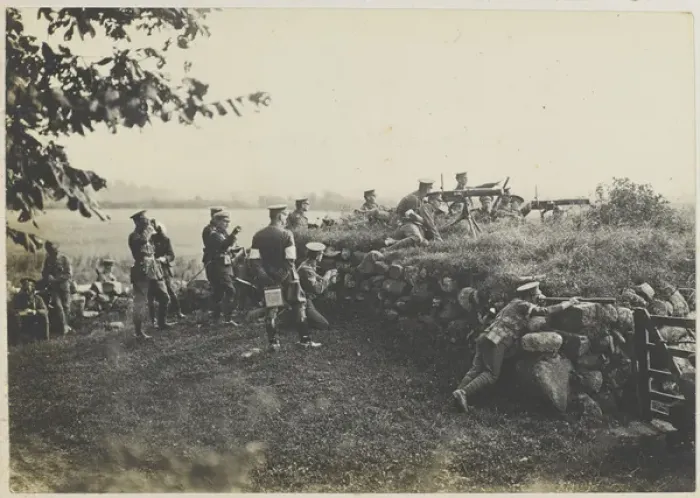 Framed Print : Machine Gunners on manoeuvres Framed Print : Machine Gunners on manoeuvres