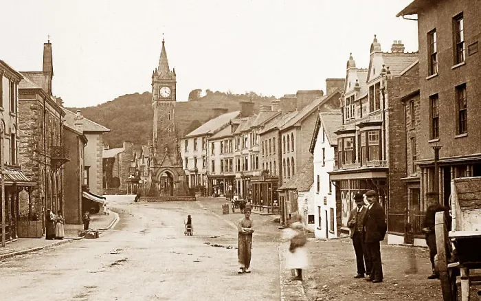 Framed Print : Machynlleth Victorian period Framed Print : Machynlleth Victorian period