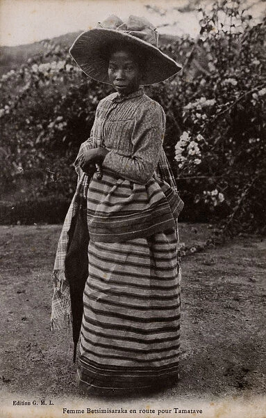 Madagascar - Tuamasina (Tamatave) - Betsimisaraka Woman