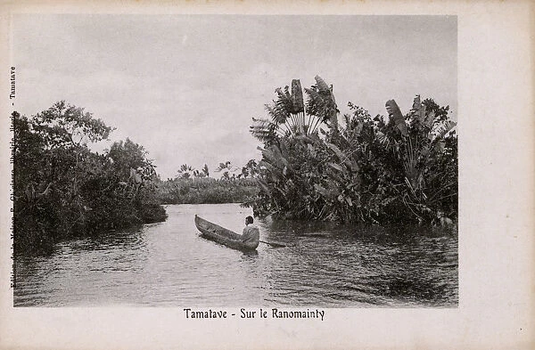 Madagascar - Tuamasina (Tamatave) - Canoe on the Ranomainty