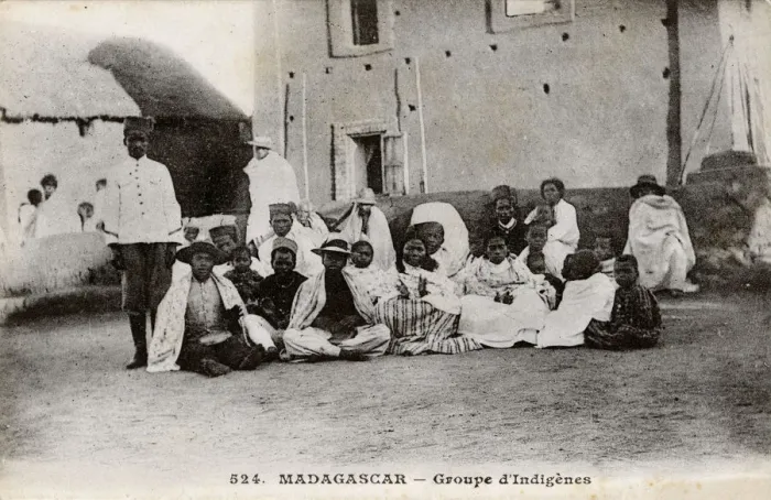 Framed Print : Madagascar, Tuamasina (Tamatave), Group of Indigenous People Framed Print : Madagascar, Tuamasina (Tamatave), Group of Indigenous People
