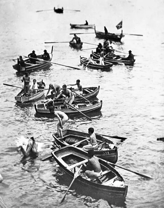 Framed Print : Madeira Funchal boys diving pre-1900 Framed Print : Madeira Funchal boys diving pre-1900