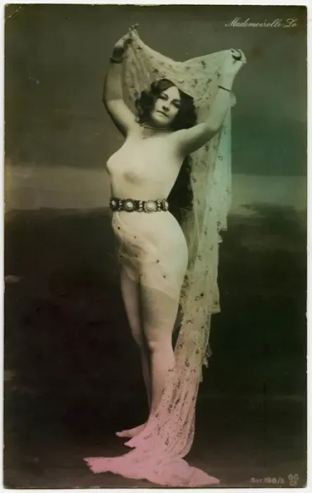 Framed Print : Mademoiselle Lo Framed Print : Mademoiselle Lo
