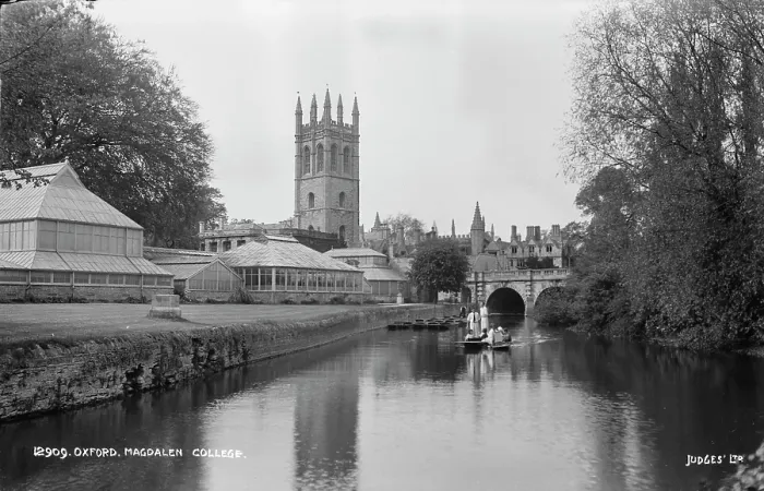 Framed Print : Magdalen College, Oxford Framed Print : Magdalen College, Oxford