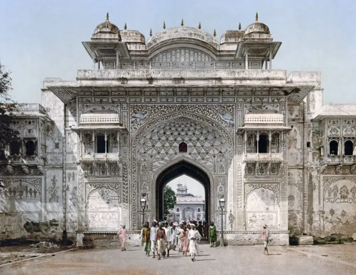 Framed Print : Maharajahs Palace, Jaipur, India, circa 1890s Framed Print : Maharajahs Palace, Jaipur, India, circa 1890s