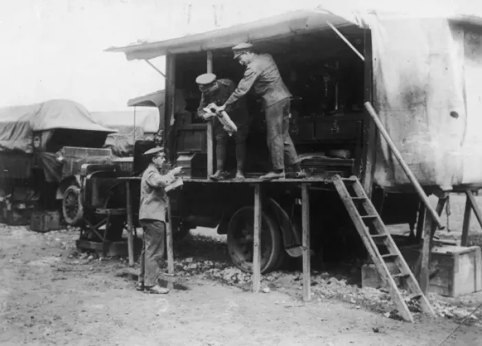 Framed Print : Mail delivery to ASC workshop behind the lines, WW1 Framed Print : Mail delivery to ASC workshop behind the lines, WW1
