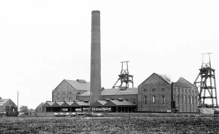 Framed Print : Main Colliery, Askern early 1900's Framed Print : Main Colliery, Askern early 1900's