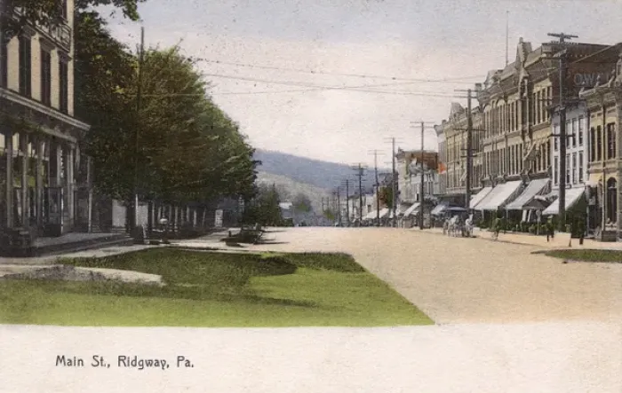 Framed Print : Main Street, Ridgway, Pennsylvania, USA Framed Print : Main Street, Ridgway, Pennsylvania, USA