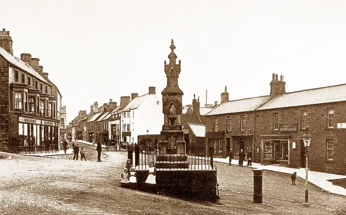 Framed Print : Main Street, Wooler Framed Print : Main Street, Wooler