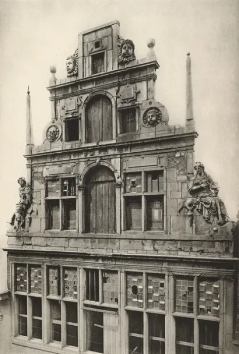 Framed Print : Maison des Bateliers, Anvers (Antwerp), Belgium Framed Print : Maison des Bateliers, Anvers (Antwerp), Belgium