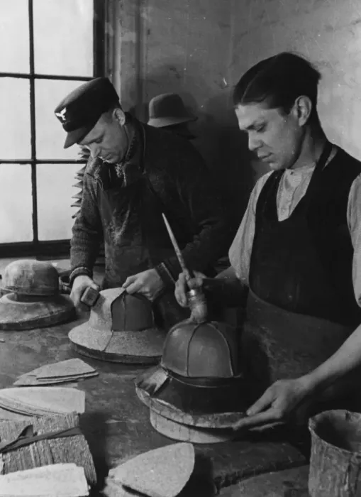 Framed Print : Making pith helmets for the German Afrika Korps - WWII Framed Print : Making pith helmets for the German Afrika Korps - WWII