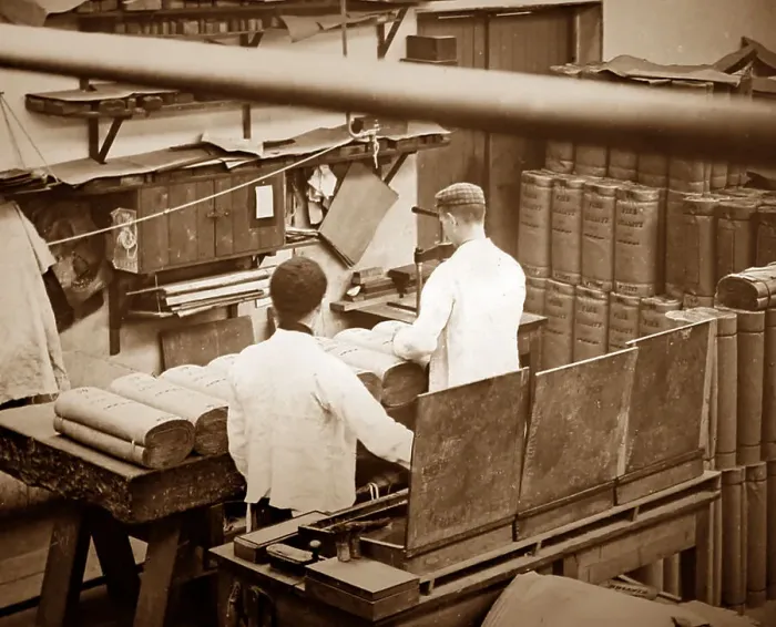 Framed Print : Making webs, linen production, Victorian period Framed Print : Making webs, linen production, Victorian period