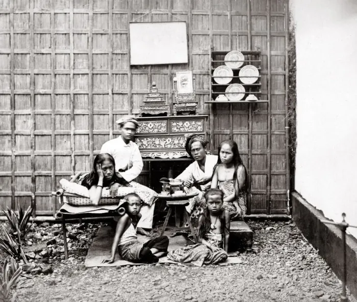 Framed Print : Malay family Dutch East Indies, Java, Indonesia Framed Print : Malay family Dutch East Indies, Java, Indonesia