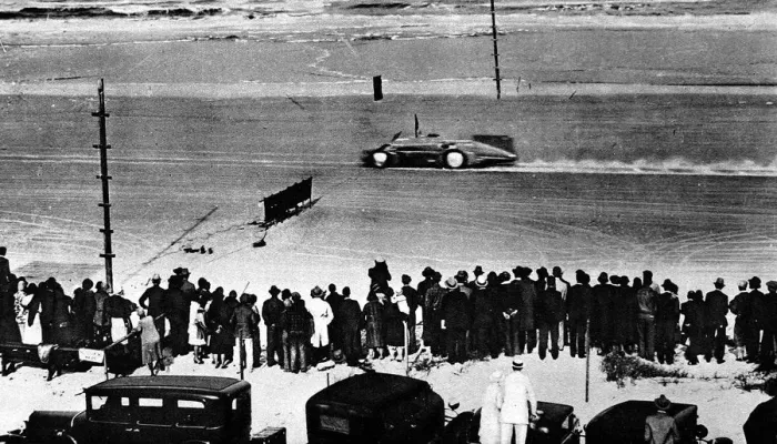 Framed Print : Malcolm Campbell setting new world land speed record Framed Print : Malcolm Campbell setting new world land speed record
