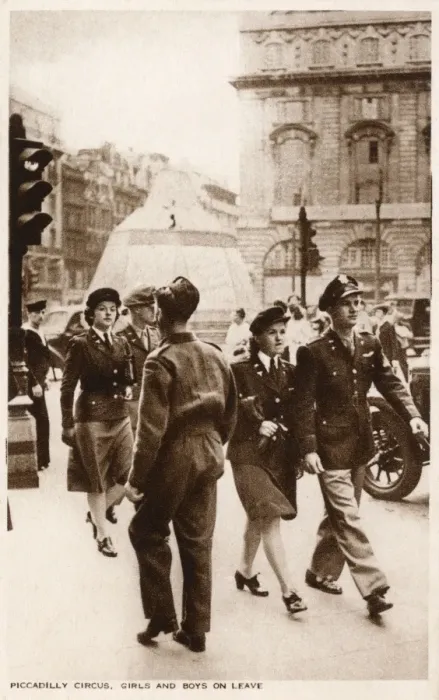 Framed Print : Male and Female British Servicemen - Piccadilly Circus Framed Print : Male and Female British Servicemen - Piccadilly Circus