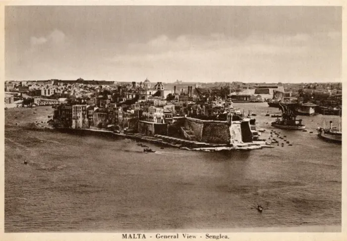 Framed Print : Malta - Senglea - General View Framed Print : Malta - Senglea - General View