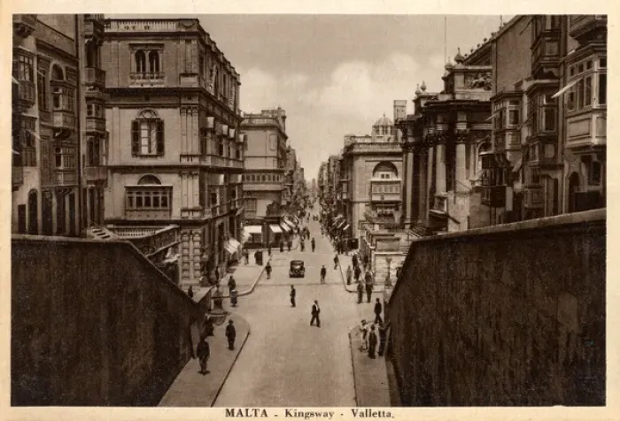 Framed Print : Malta - Valletta - Kingsway Framed Print : Malta - Valletta - Kingsway
