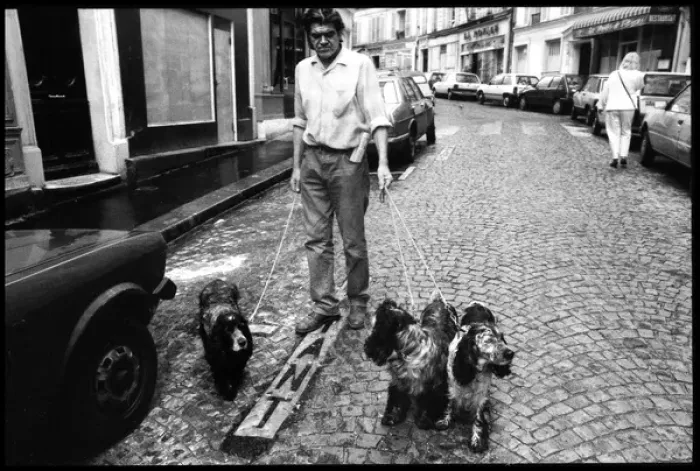 Framed Print : Man with 3 dogs in Paris Street Framed Print : Man with 3 dogs in Paris Street