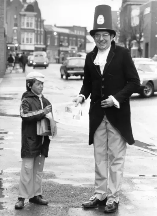 Framed Print : Man dressed up to celebrate Dickens Day Framed Print : Man dressed up to celebrate Dickens Day