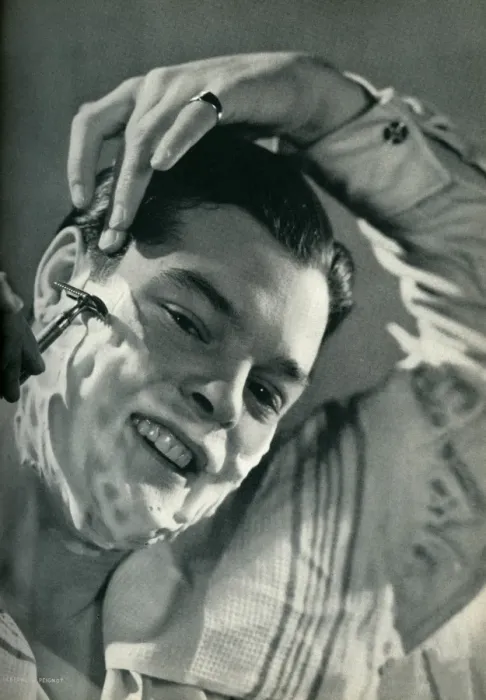 Framed Print : Man shaving Framed Print : Man shaving