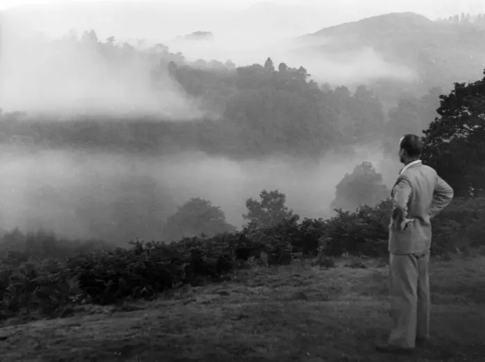 Framed Print : A man in a suit stops to look at the impressive morning mist over Grasmere, Lake District Framed Print : A man in a suit stops to look at the impressive morning mist over Grasmere, Lake District