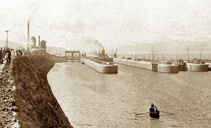 Framed Print : Manchester Ship Canal Eastham Locks early 1900s Framed Print : Manchester Ship Canal Eastham Locks early 1900s