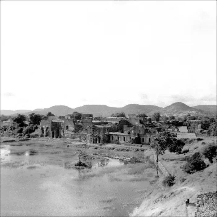 Framed Print : Mandu Area - Madhyr Pradesh - India Framed Print : Mandu Area - Madhyr Pradesh - India