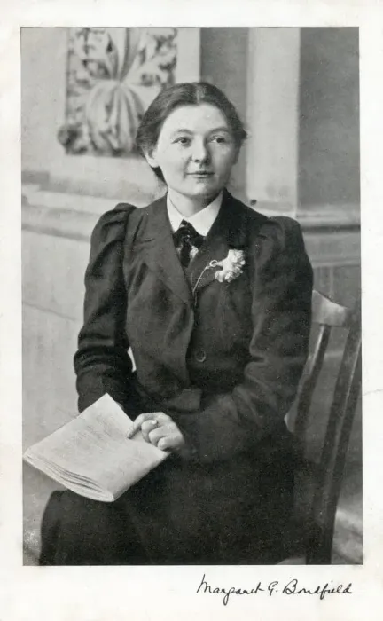 Framed Print : Margaret Bondfield - Labour MP - 1st female cabinet minister Framed Print : Margaret Bondfield - Labour MP - 1st female cabinet minister