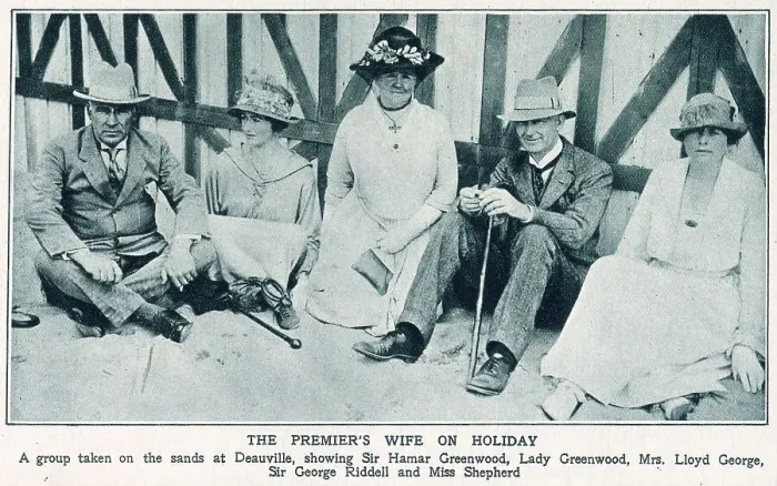 Framed Print : Margaret Lloyd George (1866 - 1941), wife of British Prime Minister David Lloyd George, on the beach at Deauville, Normandy. (from left) Sir Hamar Greenwood, Lady Greenwood, Margaret Lloyd George, Sir George Riddell and Miss Shepherd. Date: 1919 Framed Print : Margaret Lloyd George (1866 - 1941), wife of British Prime Minister David Lloyd George, on the beach at Deauville, Normandy. (from left) Sir Hamar Greenwood, Lady Greenwood, Margaret Lloyd George, Sir George Riddell and Miss Shepherd. Date: 1919