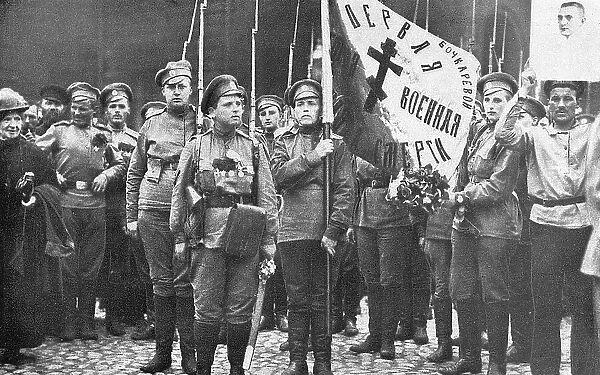 Maria Bochkareva with Women's Battalion, Russia, WW1