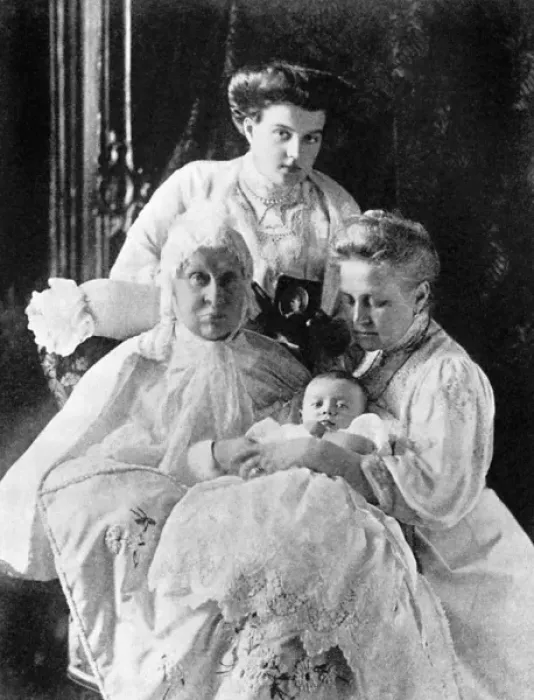 Framed Print : Maria Pavlovna and family - Russian royalty Framed Print : Maria Pavlovna and family - Russian royalty