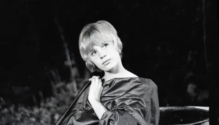 Framed Print : Marianne Faithfull, singer, songwriter and actress Framed Print : Marianne Faithfull, singer, songwriter and actress