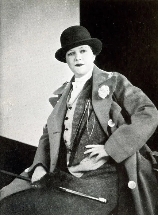 Framed Print : Marie Lohr as Georgina Tidman in Pinero's Dandy Dick Framed Print : Marie Lohr as Georgina Tidman in Pinero's Dandy Dick